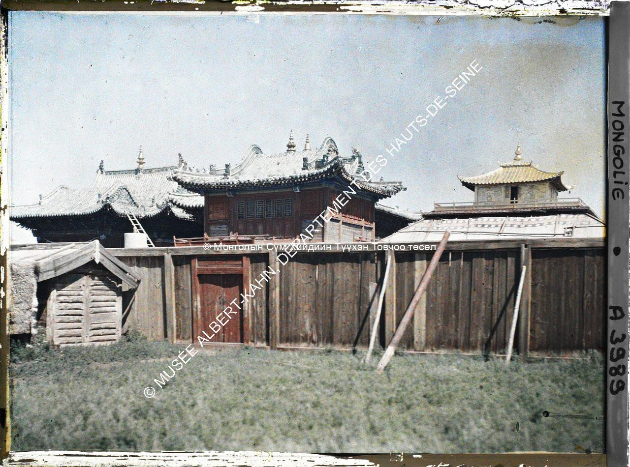 Gandan monastery. Musée Albert-Kahn. A3986. Photo by Stéphane Passet, 20 (?) July 1913
